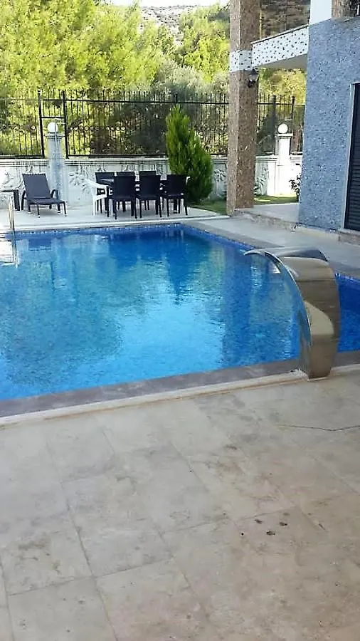 Magnifique Villa Avec Piscine Prive Kusadasi 0*,  Turquía