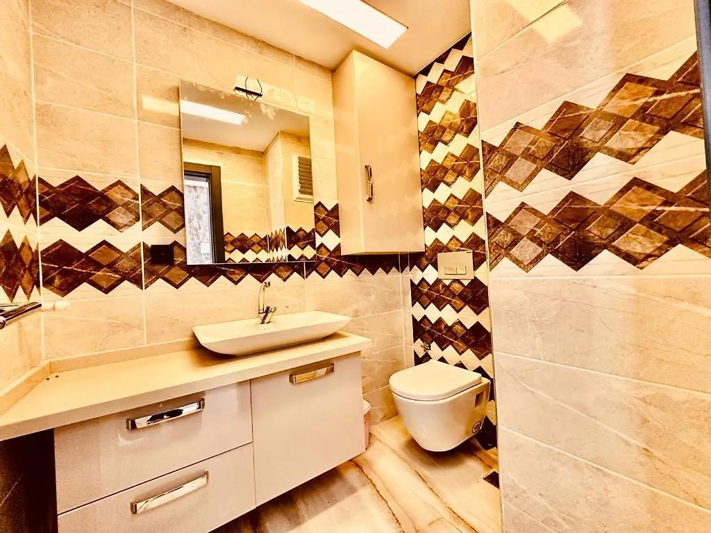 Magnifique Villa Avec Piscine Prive Kusadasi Turquía