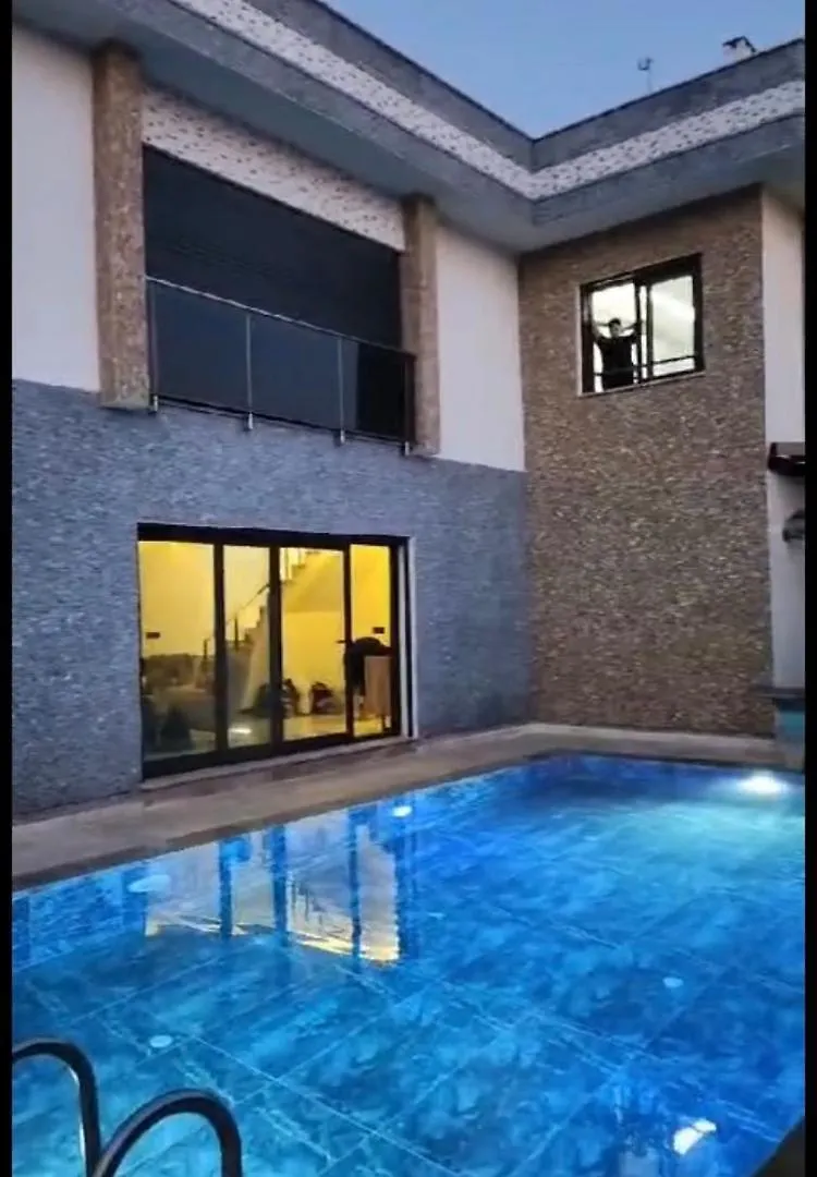 Magnifique Villa Avec Piscine Prive Kusadasi